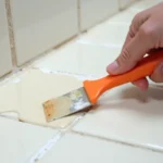 Jak usunąć stary silikon? Praktyczny przewodnik krok po kroku